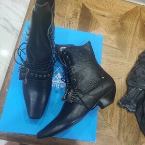 John Fluevog Agnes Boots size 12 W 10 M New